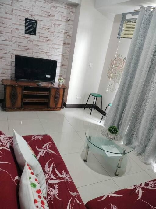 Cubao Manhattan Heights, Unit 8Bc Tower B, 1 Br Manila Exteriör bild