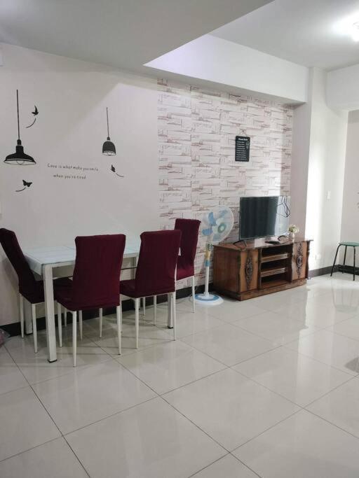 Cubao Manhattan Heights, Unit 8Bc Tower B, 1 Br Manila Exteriör bild