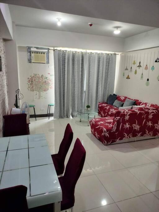 Cubao Manhattan Heights, Unit 8Bc Tower B, 1 Br Manila Exteriör bild