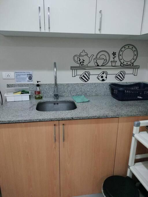 Cubao Manhattan Heights, Unit 8Bc Tower B, 1 Br Manila Exteriör bild