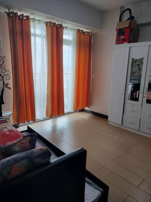 Cubao Manhattan Heights, Unit 8Bc Tower B, 1 Br Manila Exteriör bild